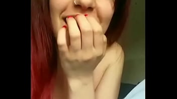 Preview 4 of Pornot Maroc - Novinha branquinha muito gostosa exibindo a bunda no Periscope | AO VIVO