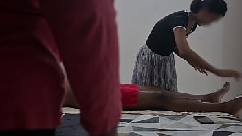 Preview 2 of Rone Wali Chudai Girl - Happy ending hot massage infront of step sister
