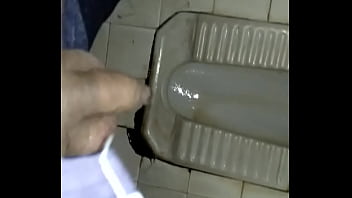 Preview 4 of Bf Sexy Full Hd - peeing boy small dick
