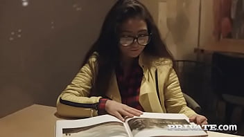 Preview 1 of Hard Sed - Kandy Kors passes art,  prefers to fuck