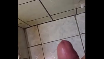 Preview 4 of Sir Fuck Video - Joven de 19 a&ntilde_os sin tocarse por 2 meses se viene despu&eacute_s de una masturbada.
