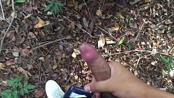 Preview 2 of Michaelninn - Batendo uma no mato