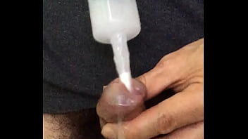 Preview 2 of Gianna Michaelsdelilah Strong - 用注射器將潤滑劑注入尿道 1