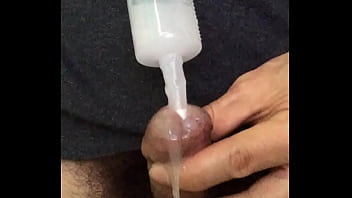Preview 1 of Gianna Michaelsdelilah Strong - 用注射器將潤滑劑注入尿道 1