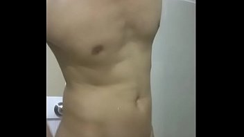 Preview 1 of Old Mom Esi - tắm nude