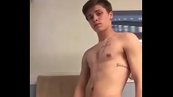 Preview 2 of So Sweet Xxxcom - Novinhos gostosos na punheta