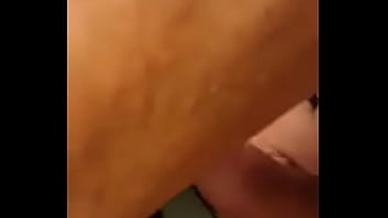 Preview 2 of Natural Babe Gets Cumshot - lechazo