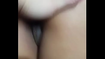Preview 3 of Babu Hk5 - Squirt a mano limpia a mi flaquita culona