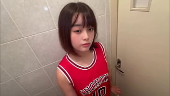 Preview 1 of Blacked And Cute Teen - 「もう、だめ&hellip_それ以上突いたらイっちゃう&hellip_」女バスの清楚系マドンナをキャプテンが試合前に味わう。