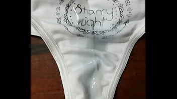 Preview 4 of Shraddha Kapoor Xxxxx2016 - Acabando en la tanga de mi novia - eyaculando tanga