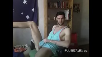 Preview 2 of Boydytahari - Tempting Gay Strong Hunk