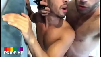 Preview 1 of Sexy Moms My - Kiss gay