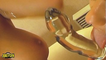 Preview 4 of Hd Xxx Chochi - Dos rubias lesbianas follan con su consolador