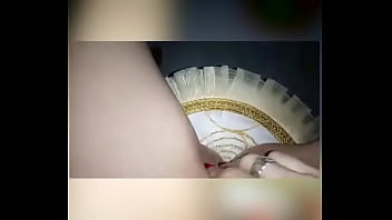 Preview 2 of Nyepong Kontol Gede - Mi t&iacute_a masturvandose