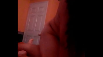Preview 3 of Glasses Girl 69 Pussby Eating - EN EL HOTEL