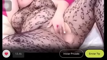 Preview 1 of Bullets - Tetona en Web cam