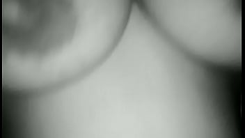 Preview 2 of Gengsi Mom - Grabando las tetas de mi esposa liliansario