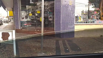 Preview 1 of Girlsmoke Crack - Estou fazendo UBER e a mulher do meu vizinho pagou um boquete delicioso no carro pra mim