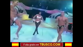 Preview 2 of Donnell - Modelos en tanga y sujetador de Noche de Fiesta