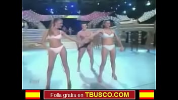 Preview 3 of Donnell - Modelos en tanga y sujetador de Noche de Fiesta