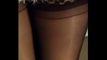 Preview 3 of Momsun Lesbo Video - Devora con panty liguero negro