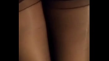 Preview 4 of Momsun Lesbo Video - Devora con panty liguero negro