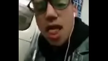 Preview 4 of Chert Friend Mom - Mamando verga en el metro