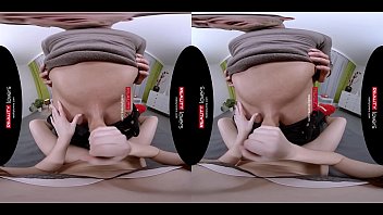 Preview 3 of Xxx10yers Girls - RealityLovers - My bushy Valentine Surprise VR