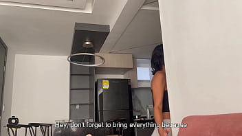 Preview 1 of Mia Khalifa Sexy Sex - Mi peque&ntilde_a hermanastra me pide que le pase la toalla como pretexto para follarla duro y correrme rico.