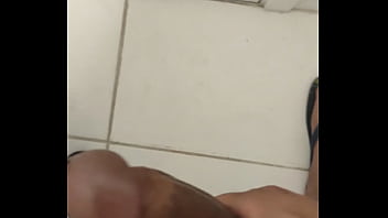 Preview 2 of Kerala Sextamli Vedos - Adoro bater punheta