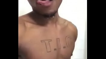 Preview 3 of Sluttz Hunk - Mike Mane fresh out the shower