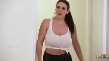 Preview 1 of Bokep Turis Abg - الام الممحونه السيئه والابن الاسوأ الرابط تحت الفديو