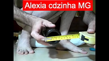 Preview 1 of Indol Budak - Alexia cdzinha MG arrombando c&uacute_ com vidro 6 cm largura