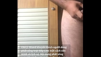 Preview 1 of Men Mikela - mạp ku b&eacute_ nhiều long