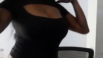 Preview 4 of Lesbiens Les - Stand up,  and let me see all yo booty,  and titties