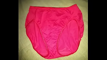 Preview 4 of Hanna Schiller - Panty roja mami golfa