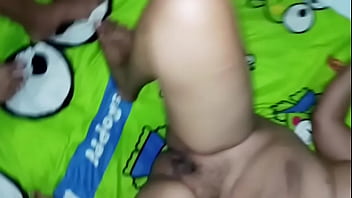 Preview 1 of Desi Young Boy With Old Lady Sex - Pak lurah kerja istri nya selingkuh dengan cowok hidung belang