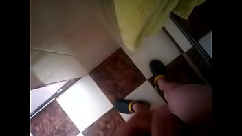 Preview 2 of Shemale Cumshod - mi peque pene :(