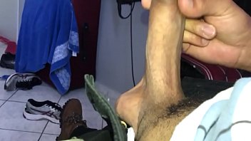 Preview 2 of Norway Gay Tua - Cal&ccedil_a Jeans (1&ordf_ Pessoa) #02