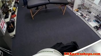 Preview 2 of 18 Saal Ki Ladki Ki Blu - Asian teen pawnee deepthroating and fucking