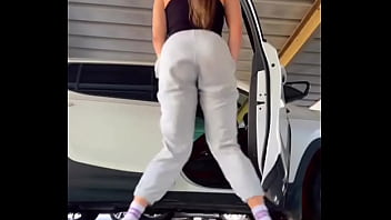 Preview 2 of Shumy Q - I&rsquo_m In the Parking Lot ?️ ?️