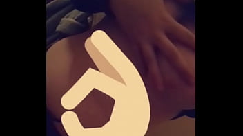 Preview 3 of Bewafa Bbb Xxx - Fille qui montre ses seins sur snap