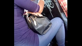 Preview 2 of Old 90 Years Boy - Milf sabrosa en bus