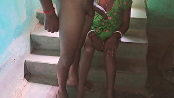 Preview 1 of Mony Girlsex - Desi Indian Village bhabhi Big boobs pressing and holding the Pusssy