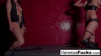 Preview 1 of Hot Nxx - Vanessa Cage plays with her hot body