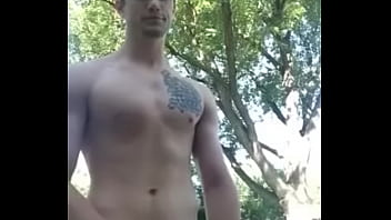 Preview 2 of Hettty - Sexy guy jerk off out doors
