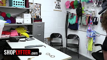 Preview 1 of Beeg My Mom - Shoplyfter - Smooth Latina Criminals