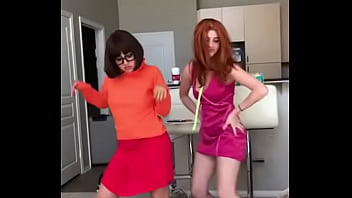Preview 2 of Fat Man Sex Arab - Putas ricas bailan Scooby Doo papah