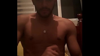Preview 4 of Teen Gay Stripper - moreno dotado aprontando na webcam