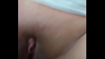 Preview 2 of Bang Brados Com - Golpe Clito de mi amiga